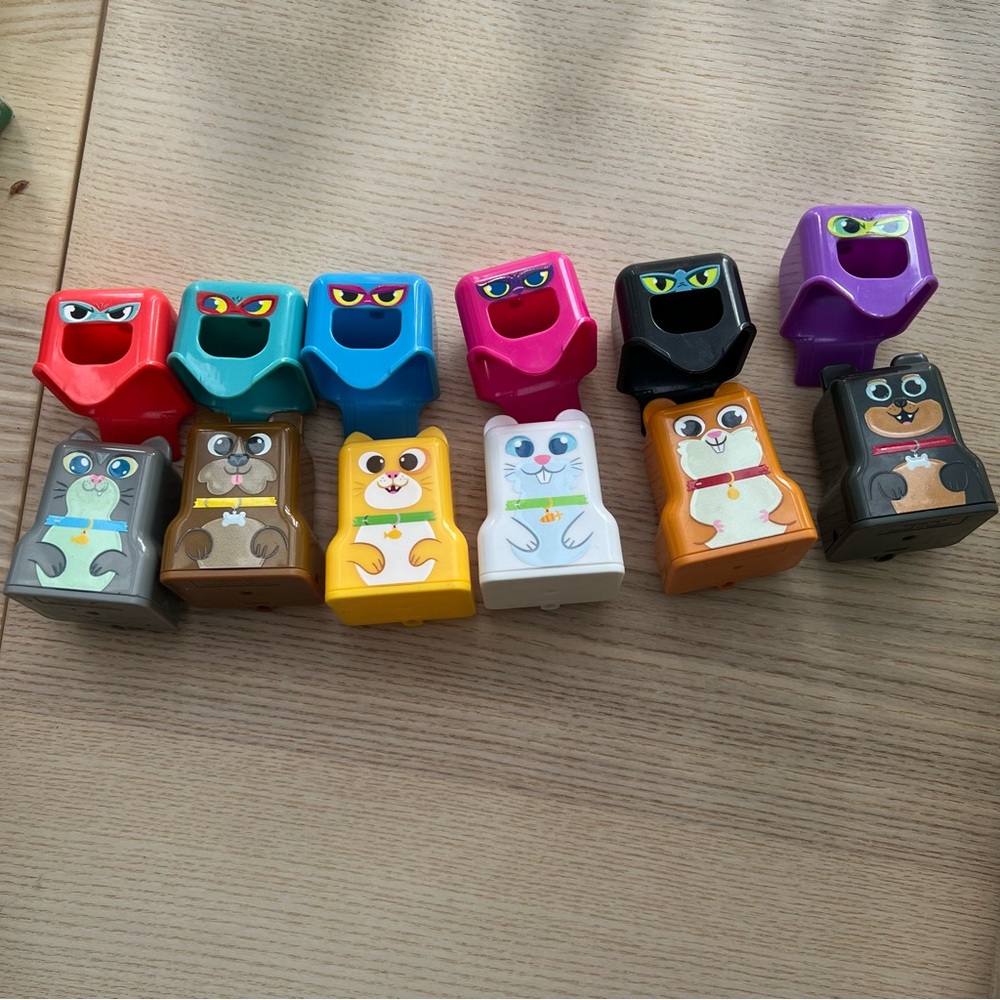 Pet Hero Toy Set